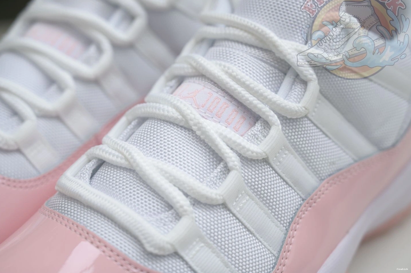 WMNS Low Jordan Jordan 11 Air 0827